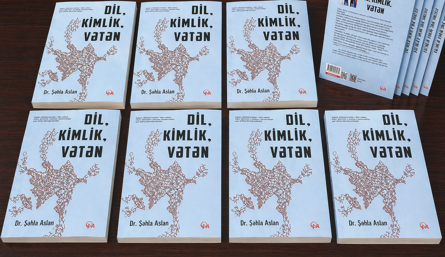 DR. SEHLA ASLAN’IN “DİL, KİMLİK, VATAN” İSİMLİ BİLİMSEL ARAŞTIRMA KİTABI YAYINLANDI…